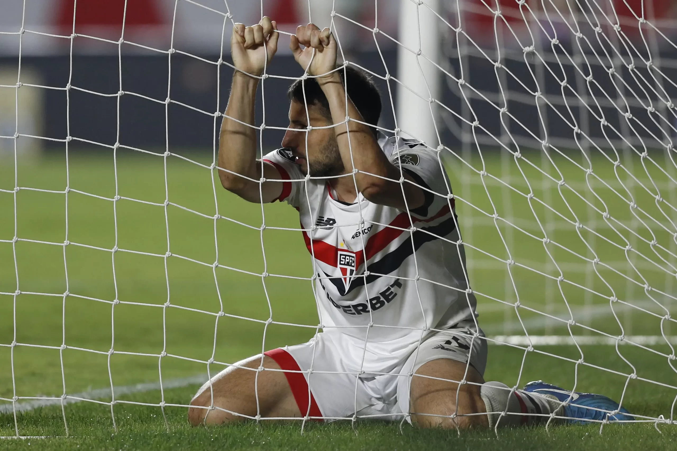 Calleri perde gol