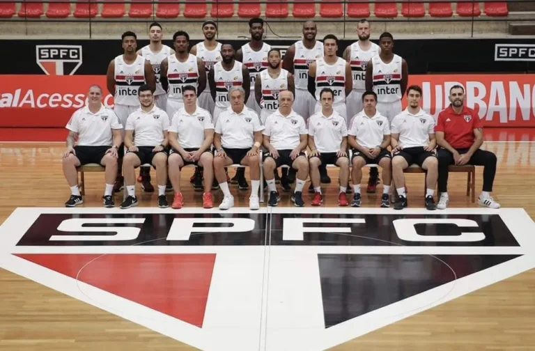 O São Paulo encerra o time de Basquete do Tricolor